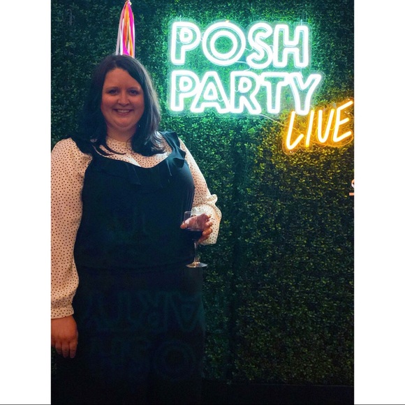 Posh Party Live: Chicago - Picture 1 of 4